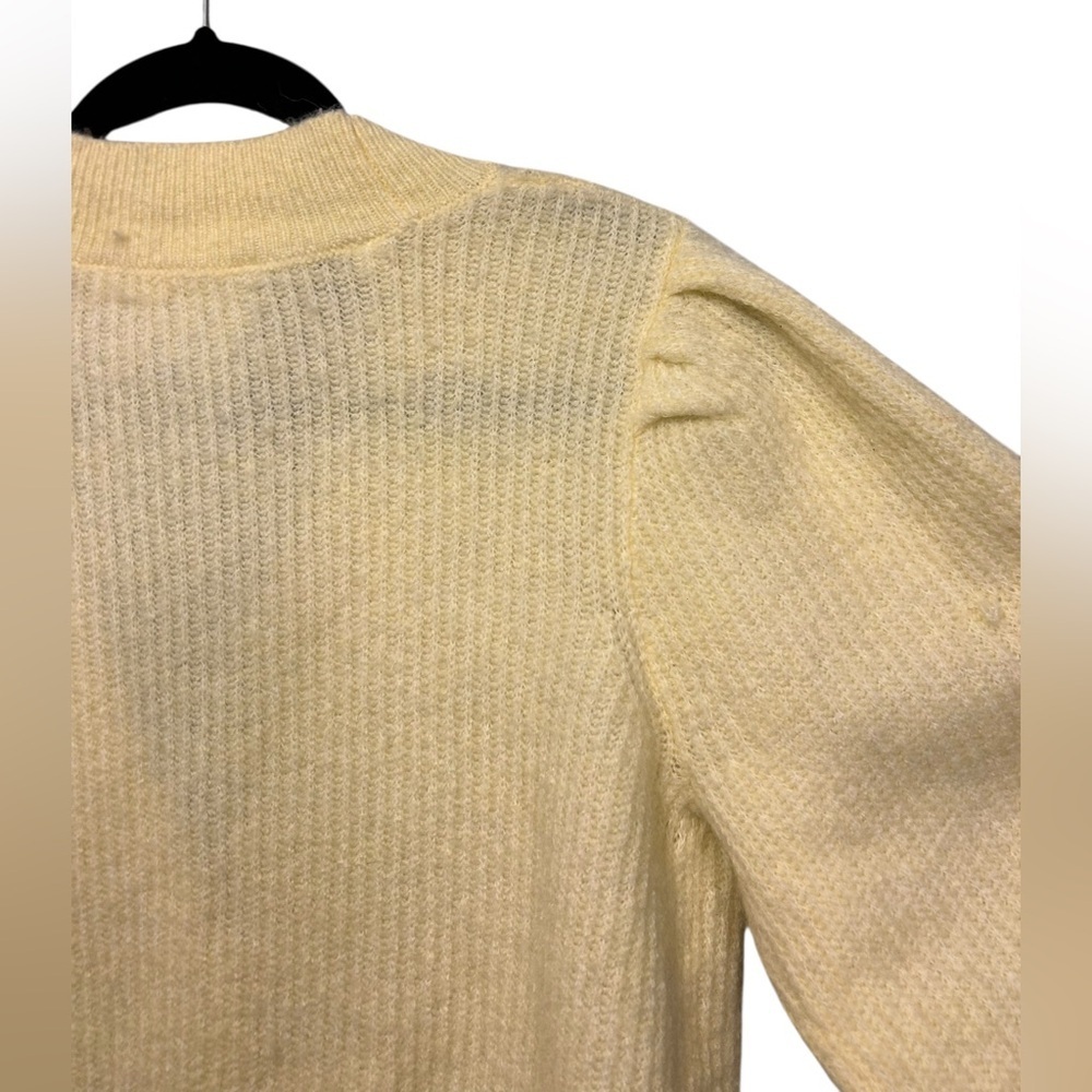Selected Femme Cropped Button Front Cardigan - Picture 6 of 11